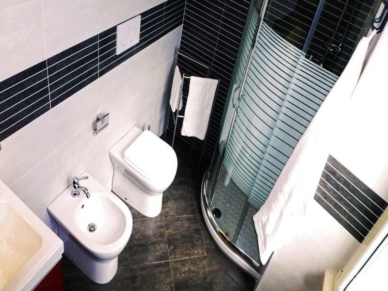 Miclad Colosseum Guest House Рим Екстериор снимка
